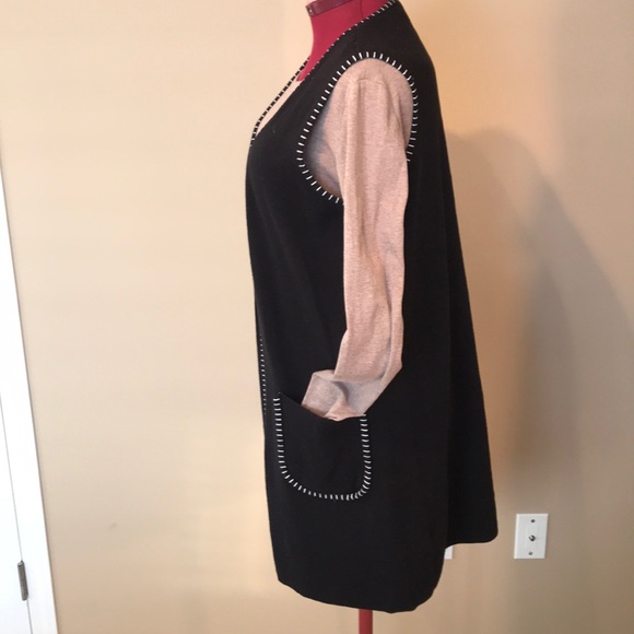 Long sweater vest, black with white detail - Picture 2 of 3